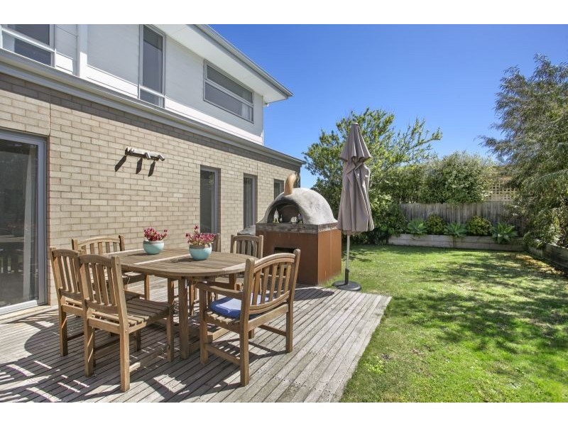 2/7 Watkin Street, Ocean Grove VIC 3226