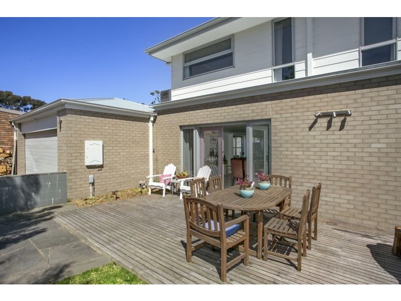 2/7 Watkin Street, Ocean Grove VIC 3226
