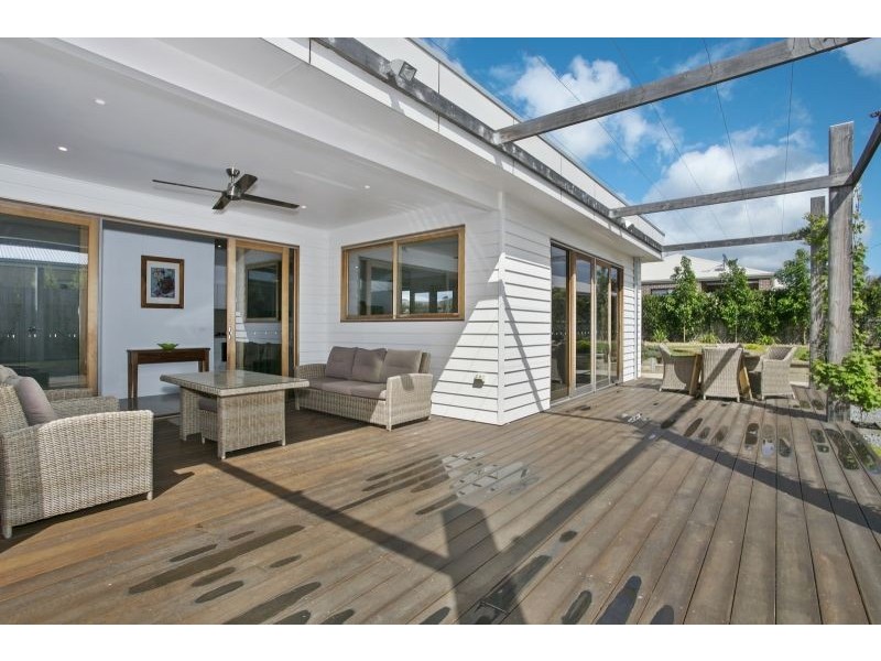 9 Thetis Street, Ocean Grove VIC 3226