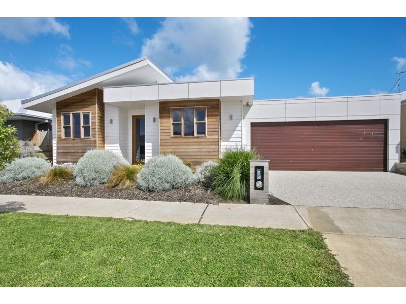 9 Thetis Street, Ocean Grove VIC 3226