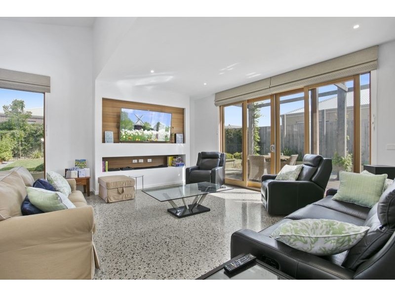 9 Thetis Street, Ocean Grove VIC 3226