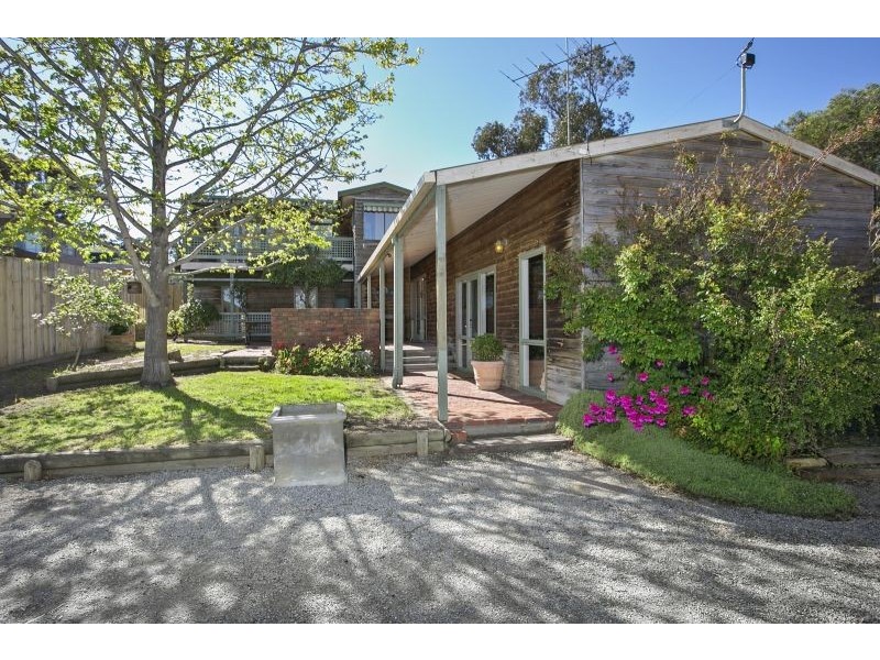 17 Bell Street, Ocean Grove VIC 3226