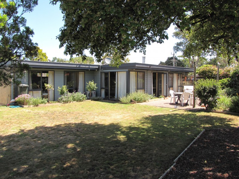 11 Wattlebird Crescent, Barwon Heads VIC 3227