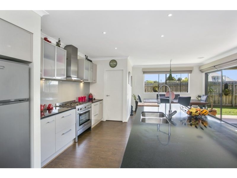 2 Lawrenny Court, Barwon Heads VIC 3227
