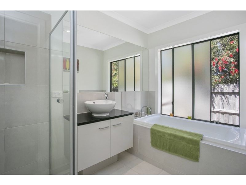 2 Lawrenny Court, Barwon Heads VIC 3227