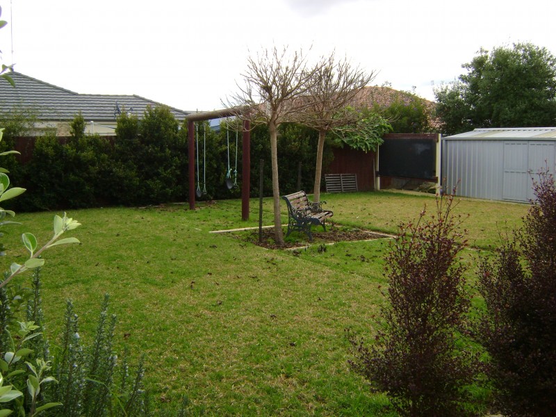 18 Cannowindra Way, Leopold VIC 3224