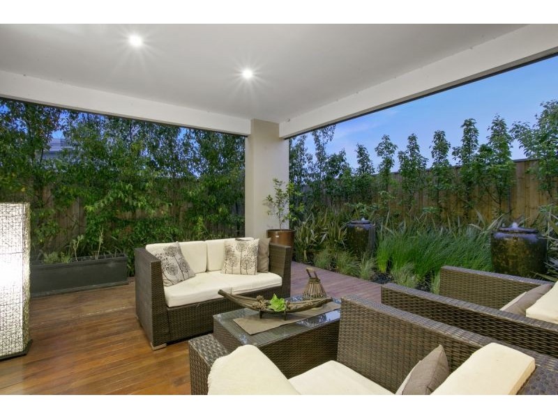 12 Lakes Entrance, Point Lonsdale VIC 3225