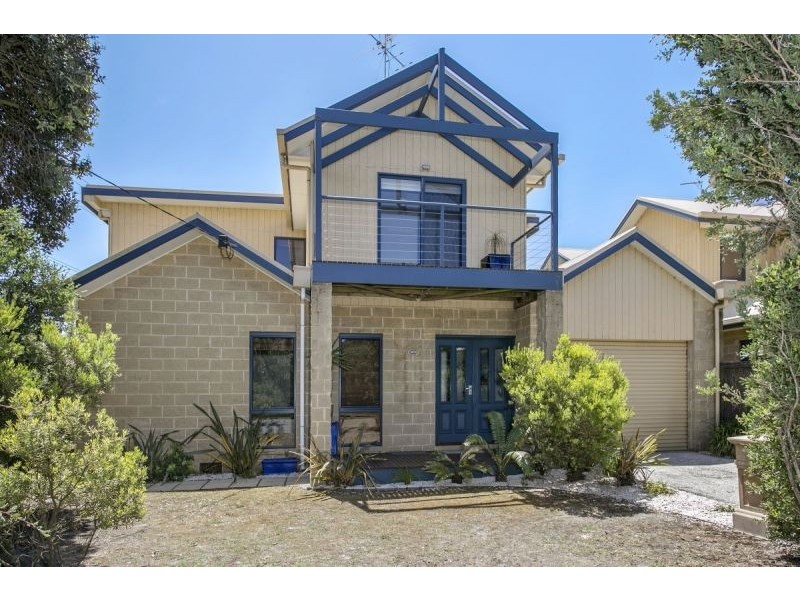 18 Sweetman Parade, Ocean Grove VIC 3226