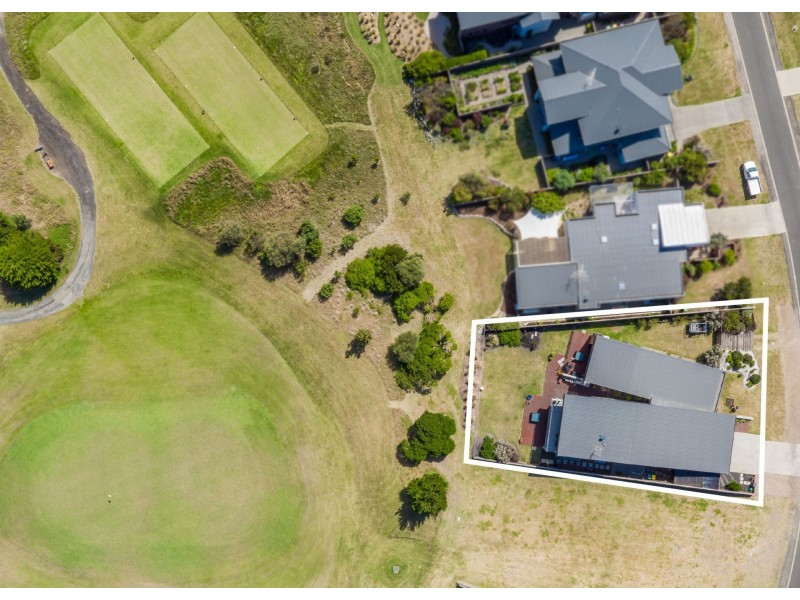 18 Plantation Drive, Connewarre VIC 3227