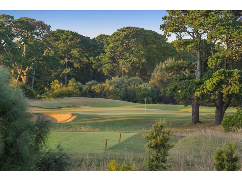 18 Plantation Drive, Connewarre VIC 3227