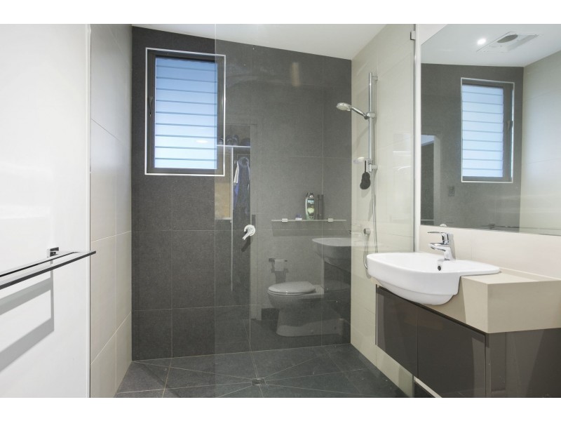 18 Plantation Drive, Connewarre VIC 3227