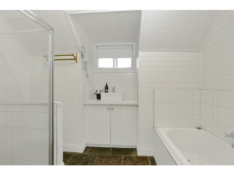 60 Orchard Crescent, Wallington VIC 3221