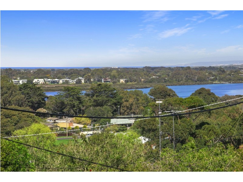 9 Azure Court, Ocean Grove VIC 3226