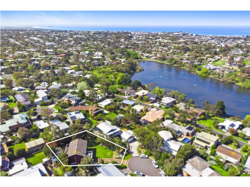 9 Azure Court, Ocean Grove VIC 3226