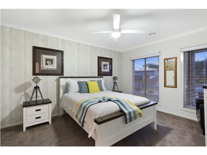 1 Calimo Place, Indented Head VIC 3223