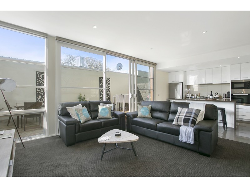 2/109 Hitchcock Avenue, Barwon Heads VIC 3227