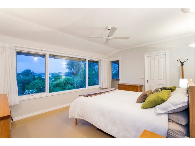 34 Wallington Road, Ocean Grove VIC 3226