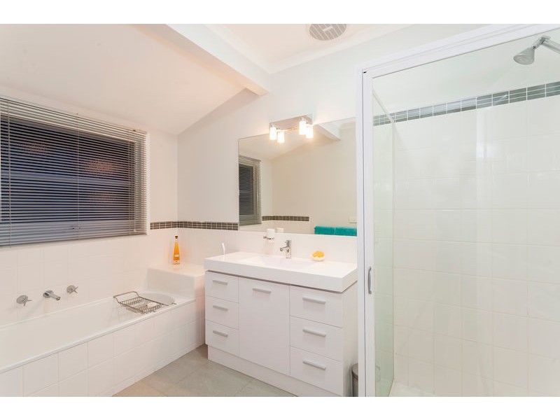 34 Wallington Road, Ocean Grove VIC 3226