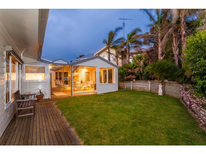 34 Wallington Road, Ocean Grove VIC 3226