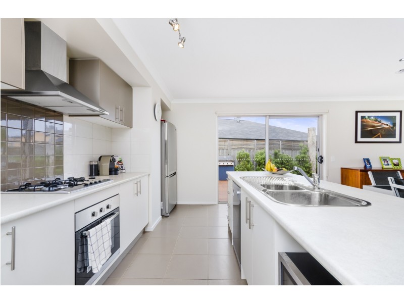 11 Dalkeith Crescent, Ocean Grove VIC 3226