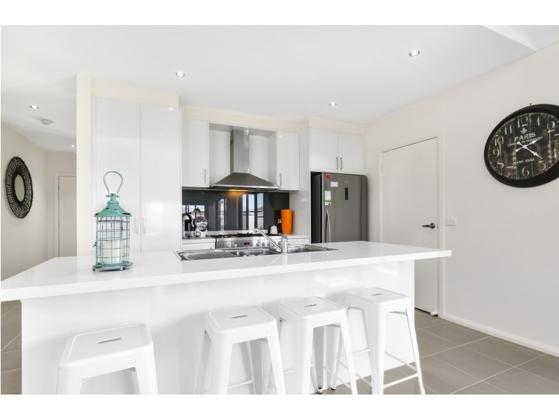 13 Marmion Circuit, Ocean Grove VIC 3226