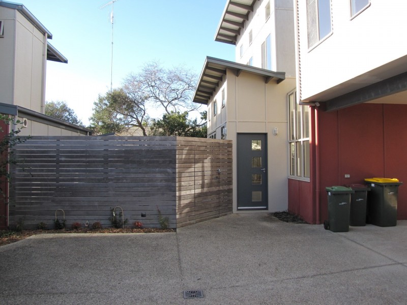 2/28 Dare Street, Ocean Grove VIC 3226