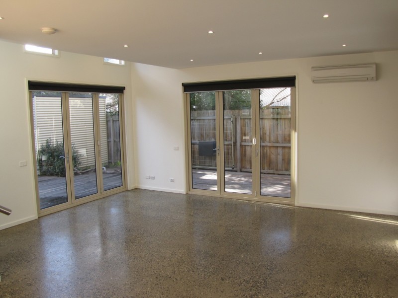 2/28 Dare Street, Ocean Grove VIC 3226