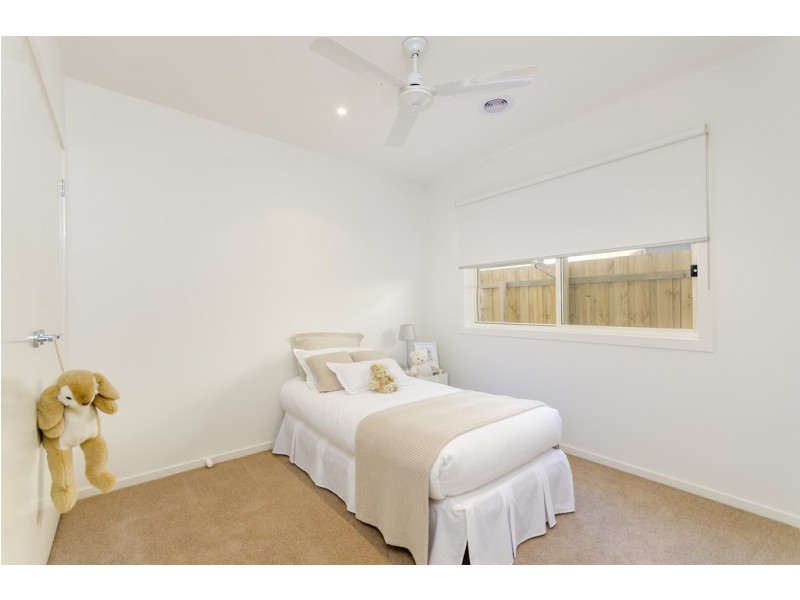 2/37 Presidents Avenue, Ocean Grove VIC 3226