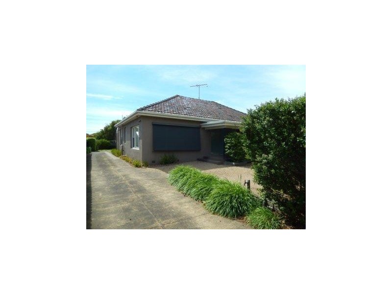 28 Golf Links Road, Barwon Heads VIC 3227
