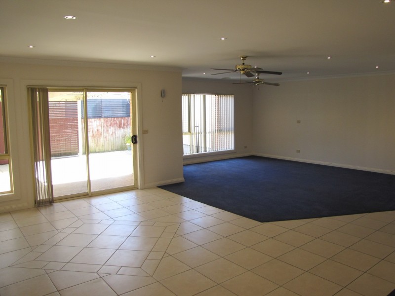 18 Canowindra Way, Leopold VIC 3224