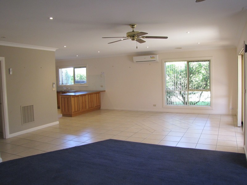 18 Canowindra Way, Leopold VIC 3224