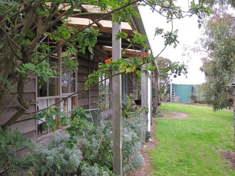 245 Dans Road, Connewarre VIC 3227