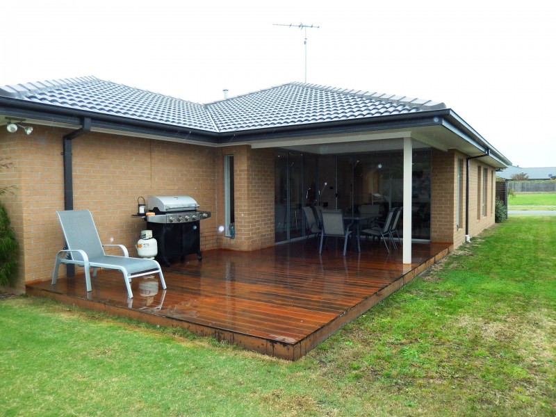 27 Holburn Rise, Ocean Grove VIC 3226