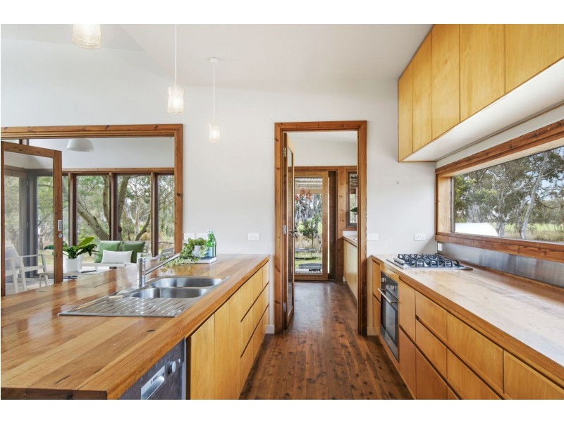 1640 Bellarine Highway, Wallington VIC 3221