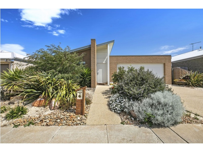 19 Tyro Street, Ocean Grove VIC 3226