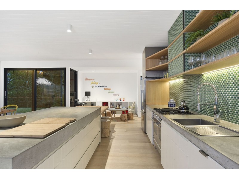 1 Noble Street, Barwon Heads VIC 3227