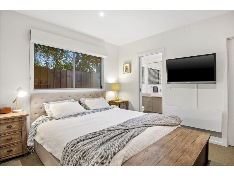 2/42 Golf Links Road, Barwon Heads VIC 3227