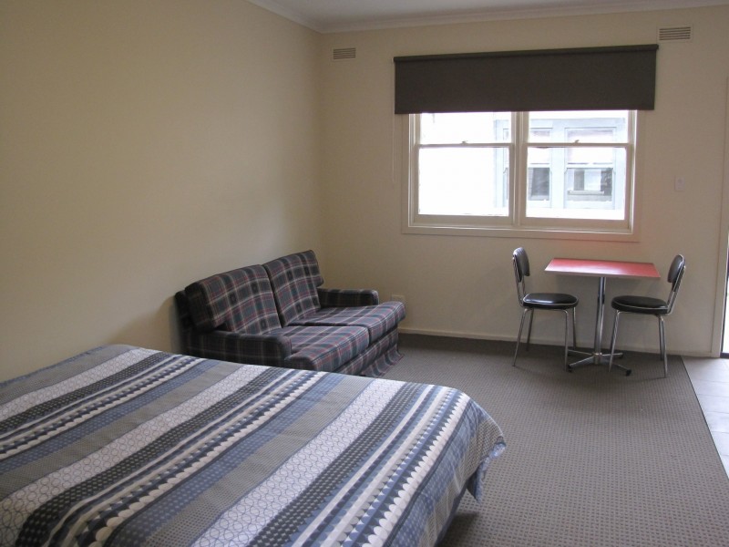 6/175 Bonnyvale Road, Ocean Grove VIC 3226