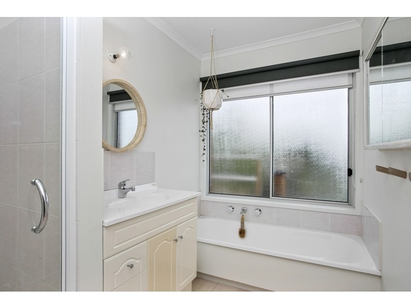 33a Barramundi Drive, Ocean Grove VIC 3226