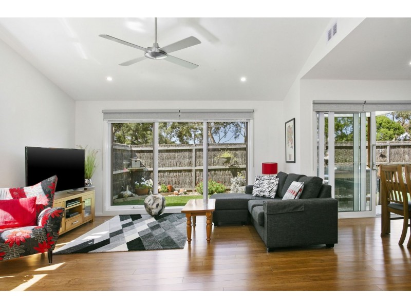 1/1-3 Callistemon Court, Ocean Grove VIC 3226