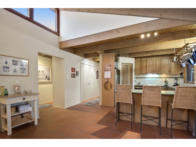 18 Trident Court, Ocean Grove VIC 3226