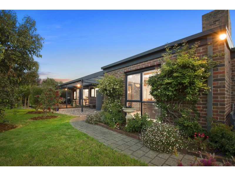 18 Trident Court, Ocean Grove VIC 3226