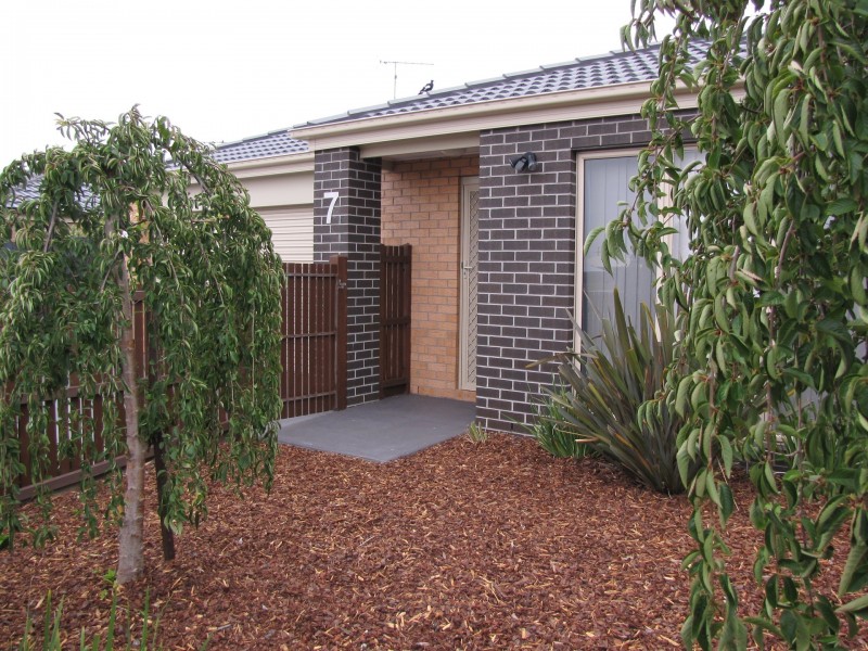 7 Cayley Place, Leopold VIC 3224