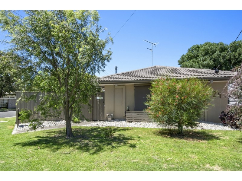 24 Von Nida Cres, Barwon Heads VIC 3227