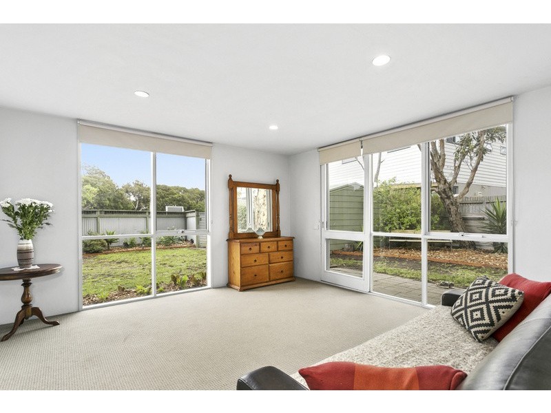 136 Wallington Rd, Ocean Grove VIC 3226