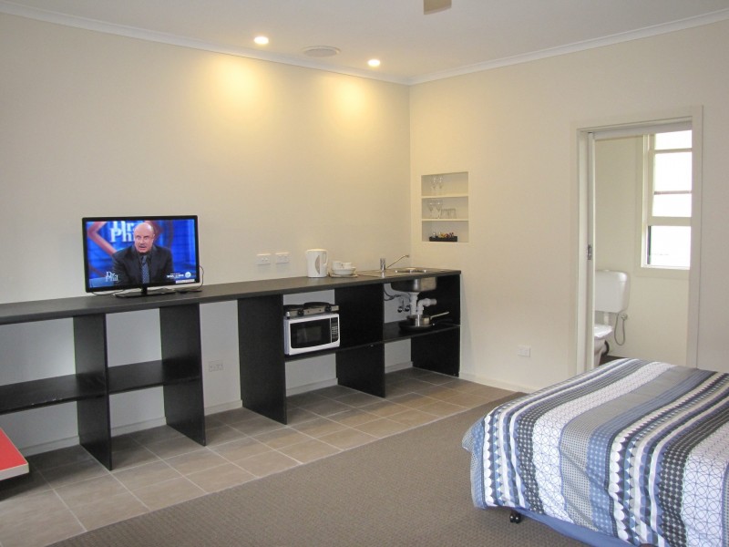 4/175 Bonnyvale Road, Ocean Grove VIC 3226