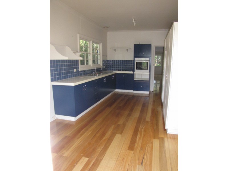 24 Bridge Road, Barwon Heads VIC 3227