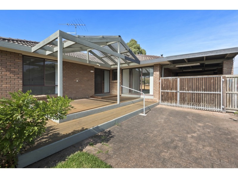 15 Heath Close, Ocean Grove VIC 3226