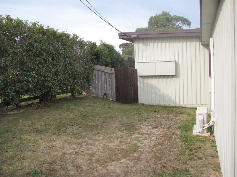 2/49 Presidents Avenue, Ocean Grove VIC 3226