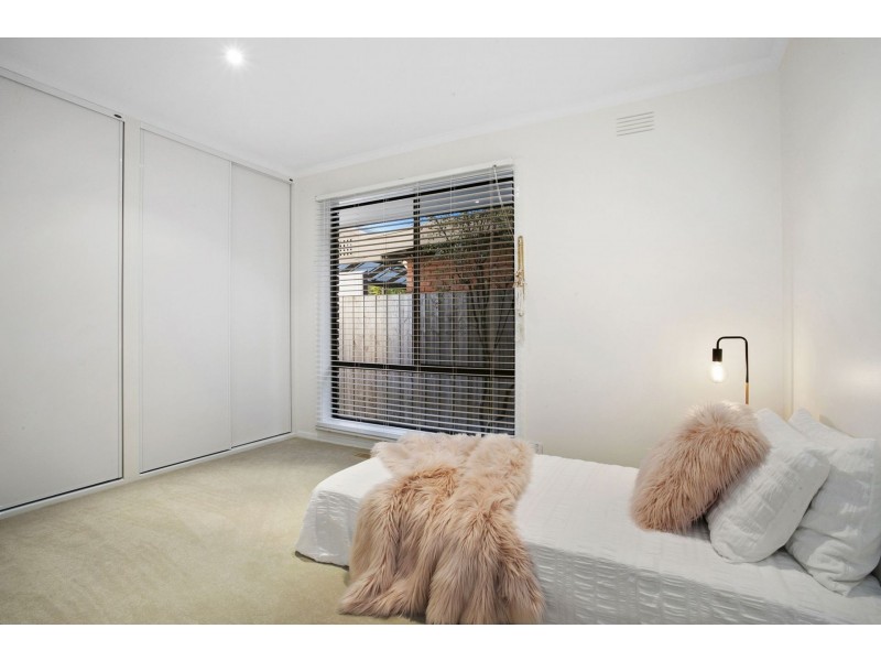 15B Heath Close, Ocean Grove VIC 3226